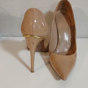 Louis Vuitton Nude‎ Patent Leather Heels